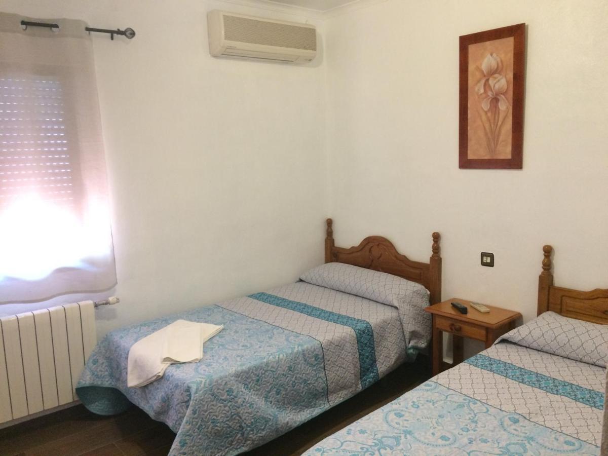 Hotel El Cruce Hornos Esterno foto